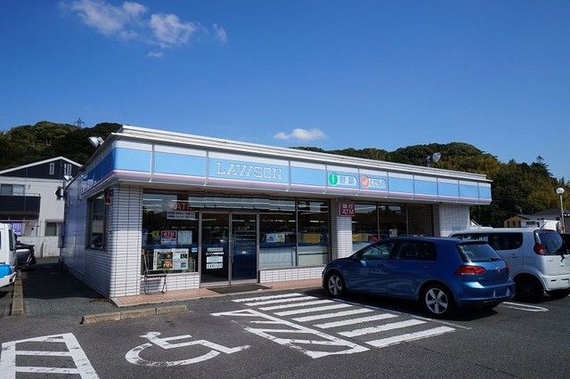 近くのコンビニまで350m（徒歩5分）