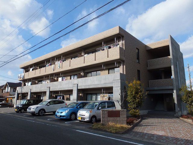 ゴールド・フィールドの外観画像