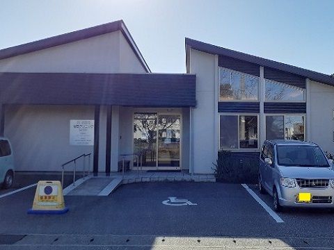 近くの岩田クリニックまで600m(徒歩8分)