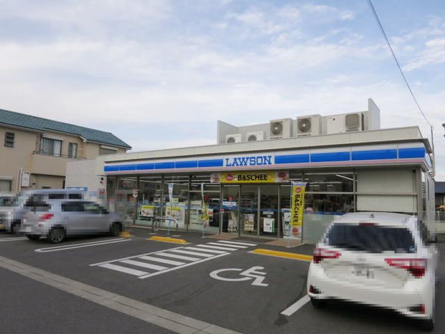 近くのローソン 岡崎竜美丘店まで800m（徒歩10分）