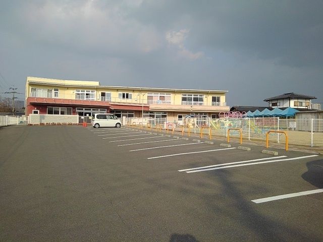 近くの鳥飼保育園まで740m（徒歩10分）