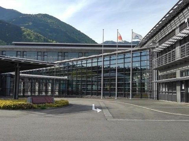 近くの木戸市民センターまで650m(徒歩9分)