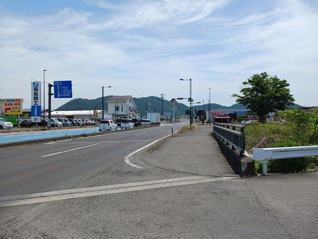 近くに施設あり