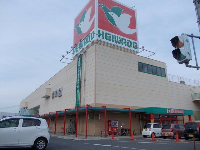 近くの平和堂石部店まで500m（徒歩7分）