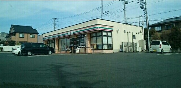 近くのセブンイレブンまで760m（徒歩10分）