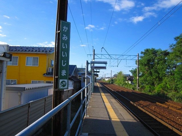 近くの上飯島駅まで1,200m(徒歩15分)