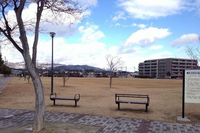 近くの福島北中央公園まで600m(徒歩8分)