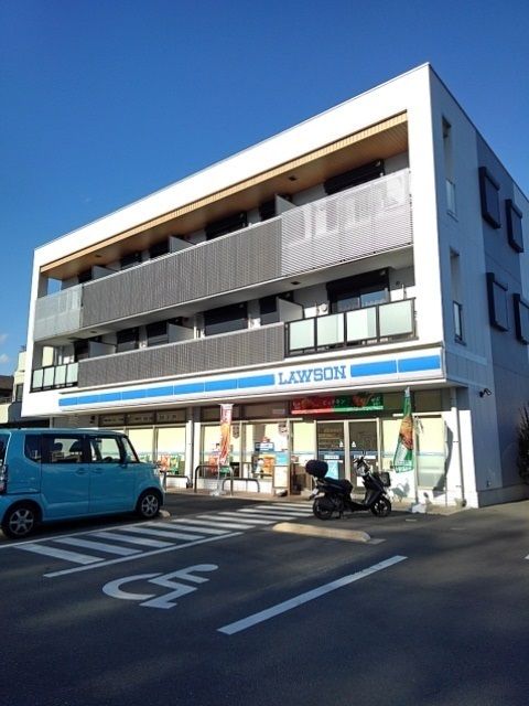近くのローソン青梅東青梅４丁目店まで240m（徒歩3分）