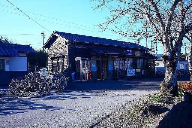 近くの熊崎駅まで650m（徒歩9分）