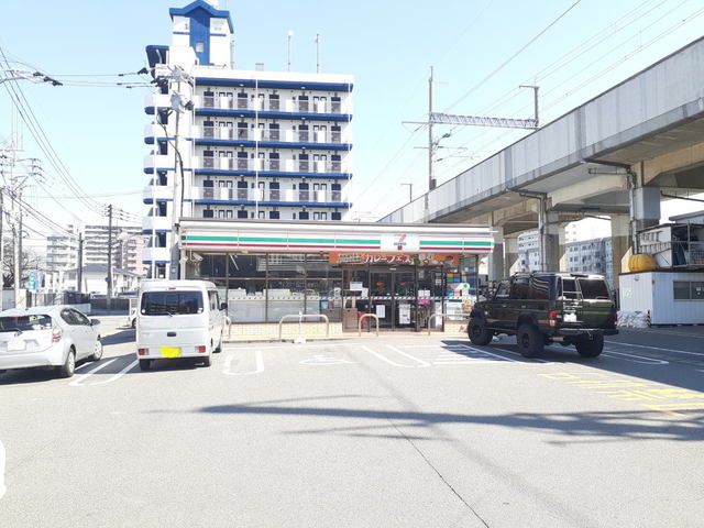 近くのセブンイレブン福岡筥松1丁目店まで140m(徒歩2分)