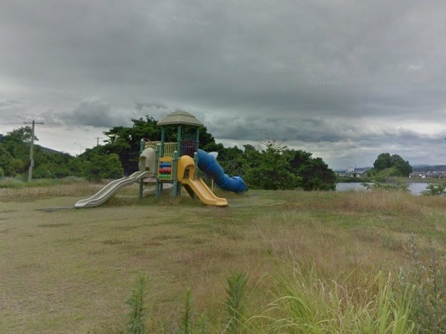 近くの京徳池公園まで600m(徒歩8分)