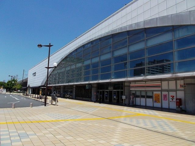 近くの駅まで1,100m（徒歩14分）