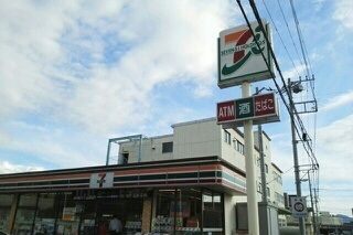 近くのセブンイレブン長泉下土狩店まで350m（徒歩5分）