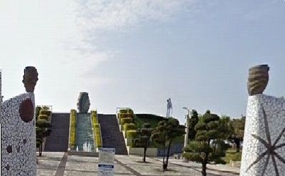 近くのアラハビーチまで290m(徒歩4分)