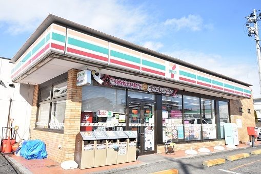 近くのセブン-イレブン 郡山安積町店まで250m（徒歩4分）