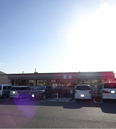 近くのセブンイレブンまで800m(徒歩10分)