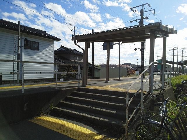 近くの宮木駅まで770m(徒歩10分)
