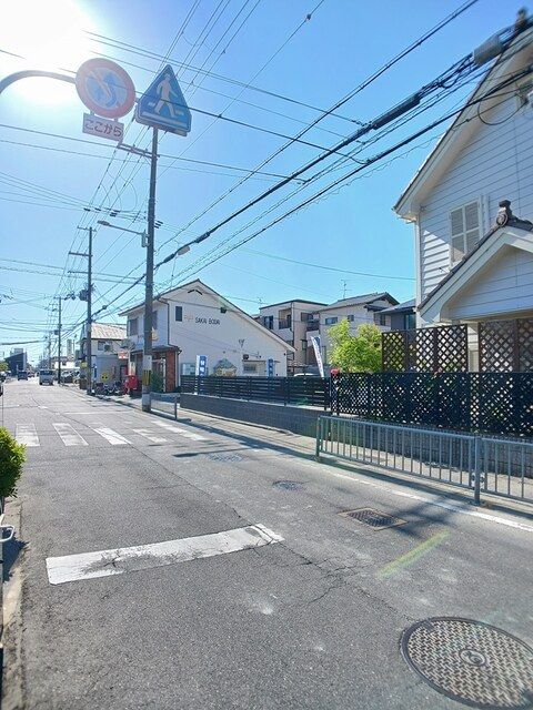 近くに施設あり