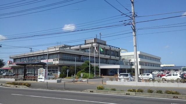 近くの鹿嶋市役所まで1,600m（徒歩20分）