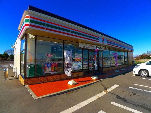 近くのセブンイレブンなかさと公園前店まで1,200m(徒歩15分)