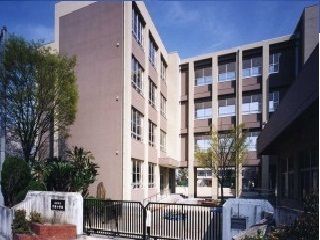 近くの円座小学校まで600m（徒歩8分）