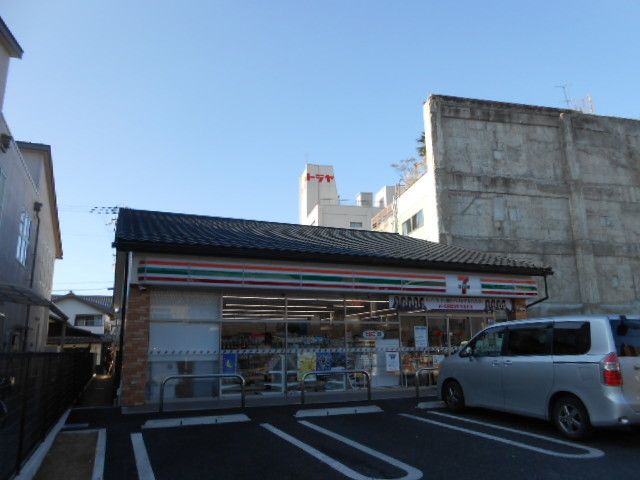 近くのセブンイレブン彦根銀座町店様まで320m（徒歩4分）