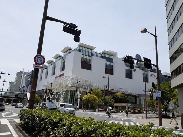 近くのイオンモール岡山まで1,200m（徒歩15分）