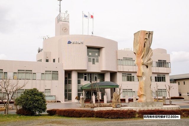 近くの京丹後市役所まで2,000m（徒歩25分）