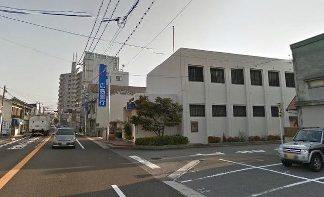 近くの広島銀行まで900m（徒歩12分）