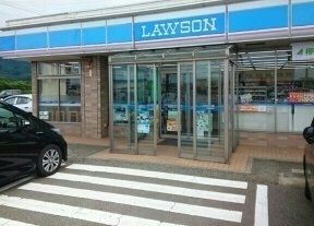 近くのローソン 荒川十文字店まで500m(徒歩7分)
