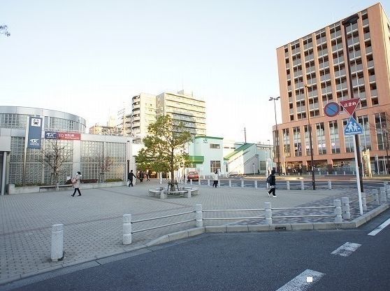 近くの南流山駅まで350m(徒歩5分)