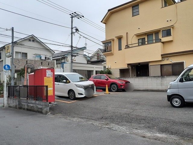 近くのコインパーキングまで79m（徒歩1分）