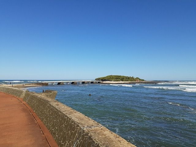 近くの青島海岸まで800m(徒歩10分)