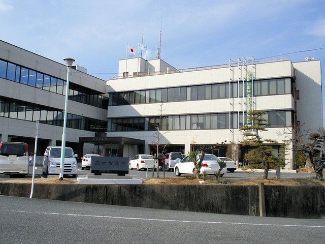 近くの浅口市役所まで1,800m（徒歩23分）