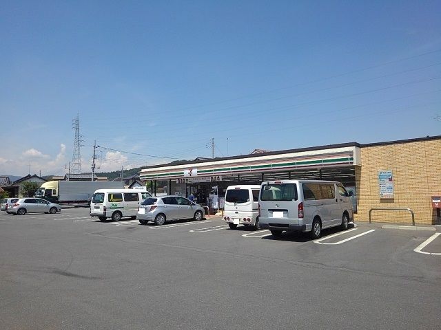 近くのセブンイレブン栃木大森町店まで200m(徒歩3分)