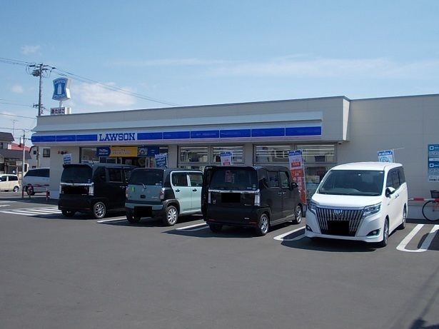 近くのローソン旭川永山１２丁目店まで800m（徒歩10分）