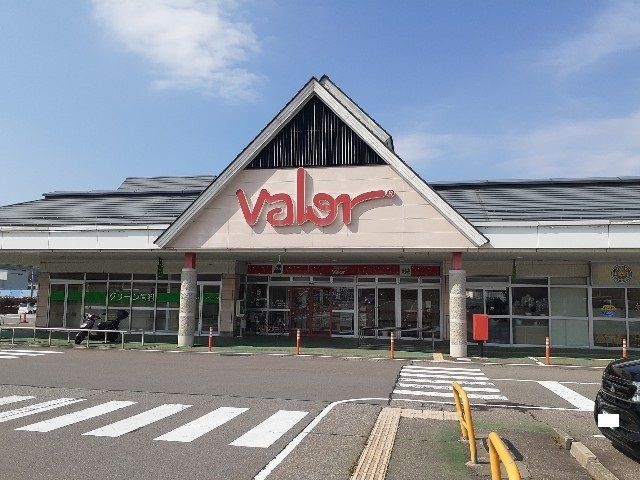 近くのバローまで450m(徒歩6分)