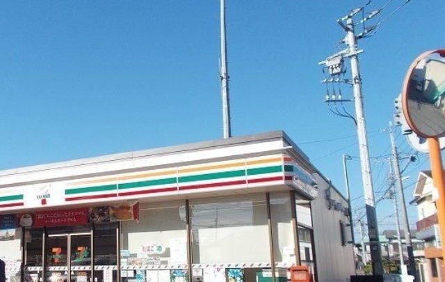 近くのセブンイレブン函南中央店まで550m（徒歩7分）