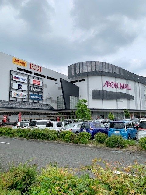 近くのイオンモール日の出まで4,600m（徒歩58分）