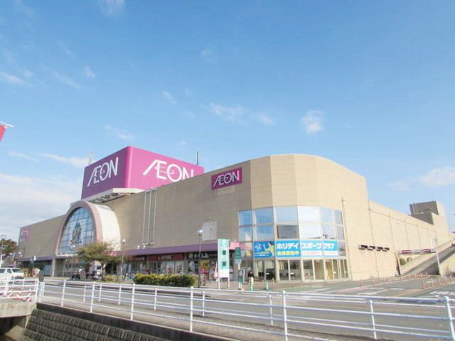 近くのイオン福岡東まで2,100m(徒歩27分)