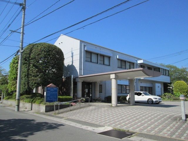 近くの永松内科医院まで700m(徒歩9分)