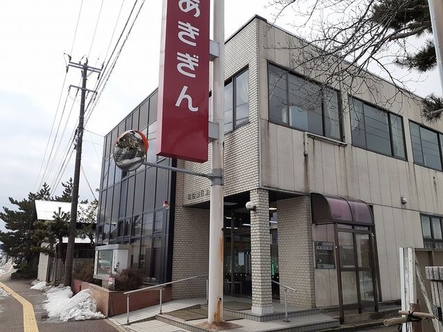 近くの秋田銀行追分支店まで1,902m（徒歩24分）