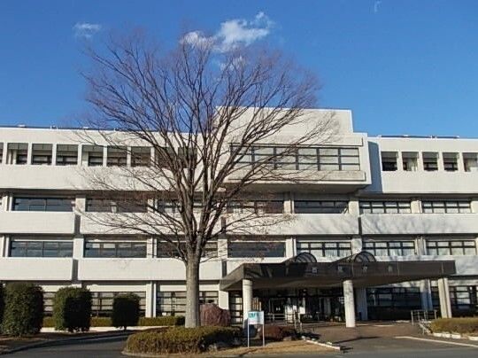 近くの吉見町役場まで660m(徒歩9分)