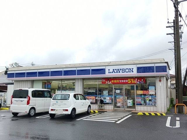 近くのローソン 甲南市原店まで900m(徒歩12分)