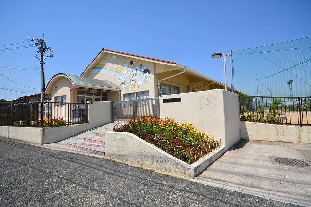 近くの泉保育所まで240m（徒歩3分）