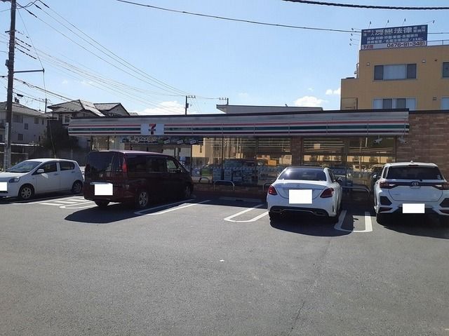 近くのコンビニまで150m（徒歩2分）