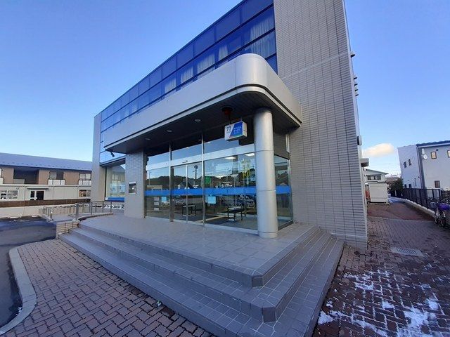 近くの七十七銀行松島支店まで710m（徒歩9分）