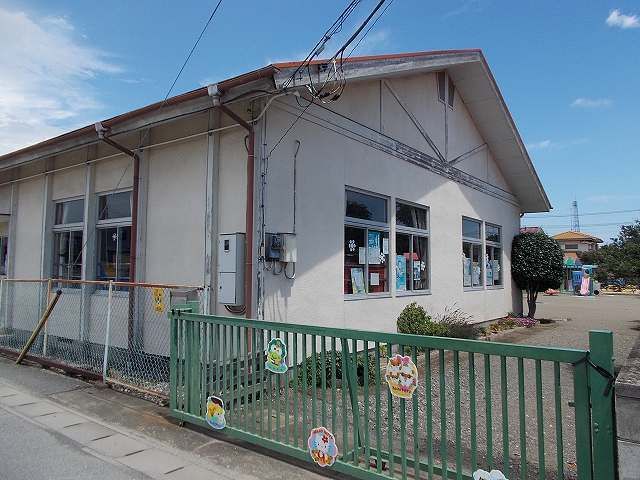 近くの藤岡保育園まで1,400m(徒歩18分)