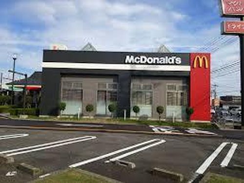 近くのマクドナルド 福井若杉店まで300m(徒歩4分)
