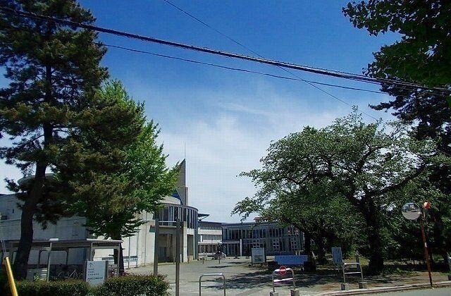 近くの秋田公立美術工芸大学まで1,500m(徒歩19分)